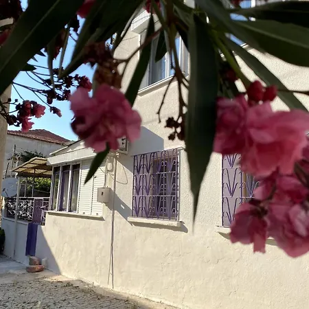 Appartement Asmali Bahce Muestakil Ev *