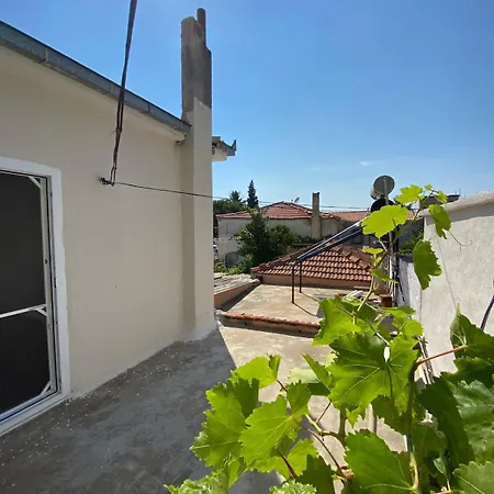 Asmali Bahce Muestakil Ev * Ayvalik