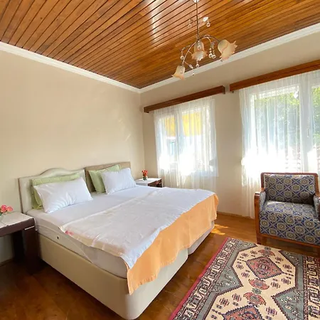Apartment Asmali Bahce Muestakil Ev